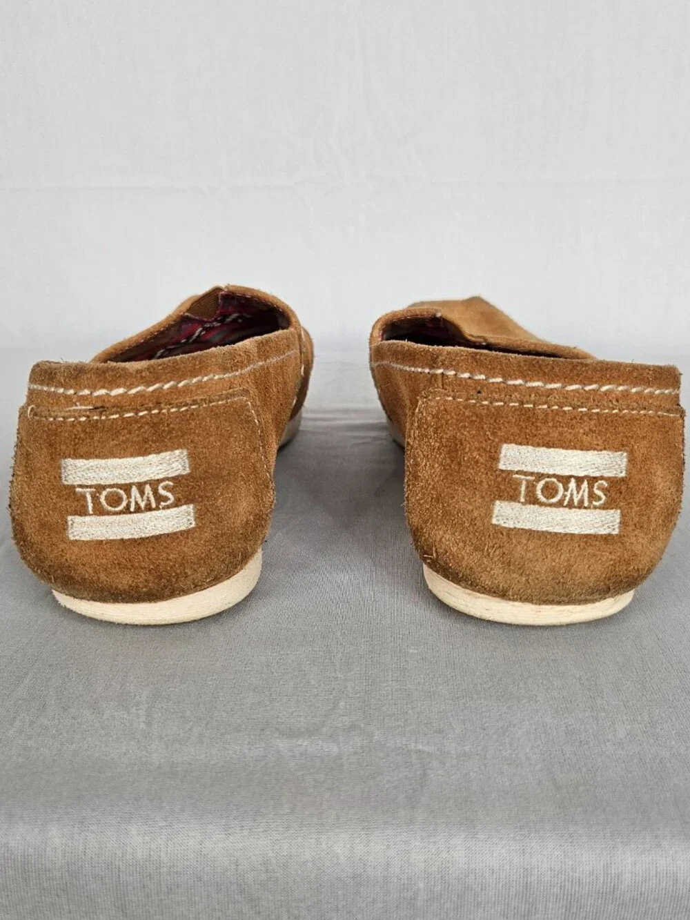 TOMS Embroidered Slip-On Flats | Boho Festival Shoes | Tan | Size 6.5